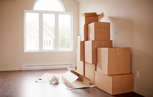 Efficient man and van moving support in Palmers Green area
