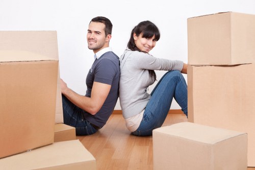Residential and commercial moving support in Palmers Green